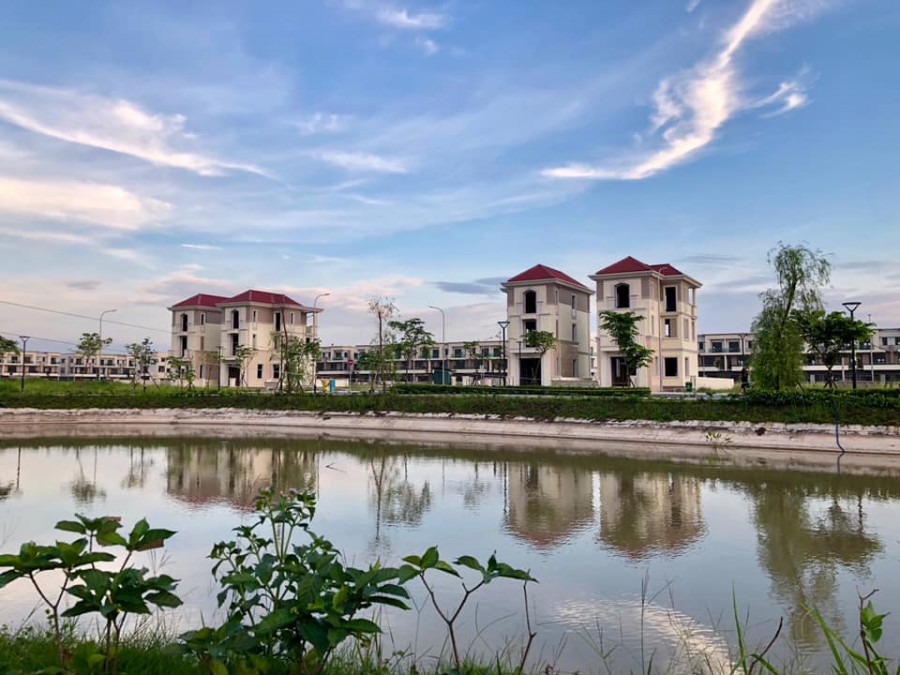 Cần bán căn 3 tầng kinh doanh buôn bán tốt