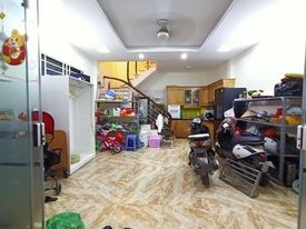 Bán Nhà Lô Góc Xã Đàn Đống Đa 40m 5Tầng MT 5m, Ở Luôn Giá 4,78 tỷ