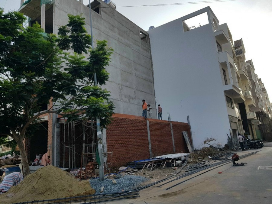 Đất lô góc 2 mặt tiền đường nhựa 16m khu Hoàng Quốc Việt, Chỉ còn 1 lô duy nhất. Giá 6,15 tỷ, +84.943211439 Ms Hải