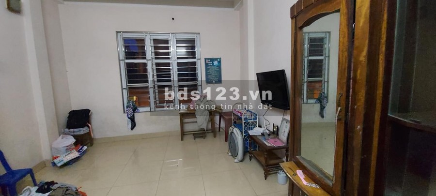 HOÀNG MAI QUẬN DT 34M2X4TẦNG NGÕ THOÁNG 3 BƯỚC RA PHỐ NHỈNH 2.8TỶ