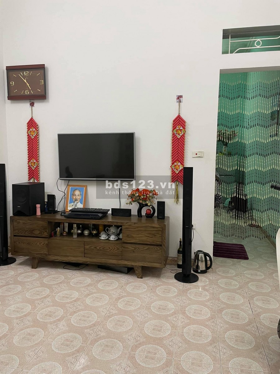 Cần bán nhanh nhà phố Bồ đề, Ng văn Cừ 65M2*3T*6.2MT*4.35 tỷ