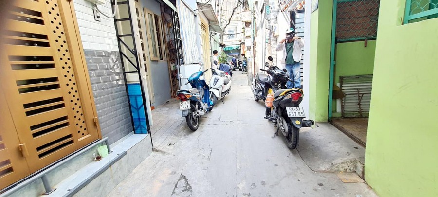 Bán nhà Cô Giang 39m2, 3tầng ( 3.7 *10.5) P2 Phú Nhuận giá 5.4 tỷ
