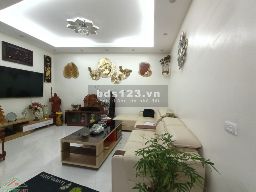 Bán nhà Kim Ngưu 39mx4.5T xây chắc chắn, giá 2.95 lh 0916010180
