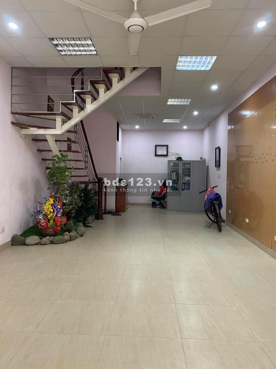 Bán nhà mặt phố Trần Cung, Kinh doanh, cho thuê văn phòng 30tr/th…