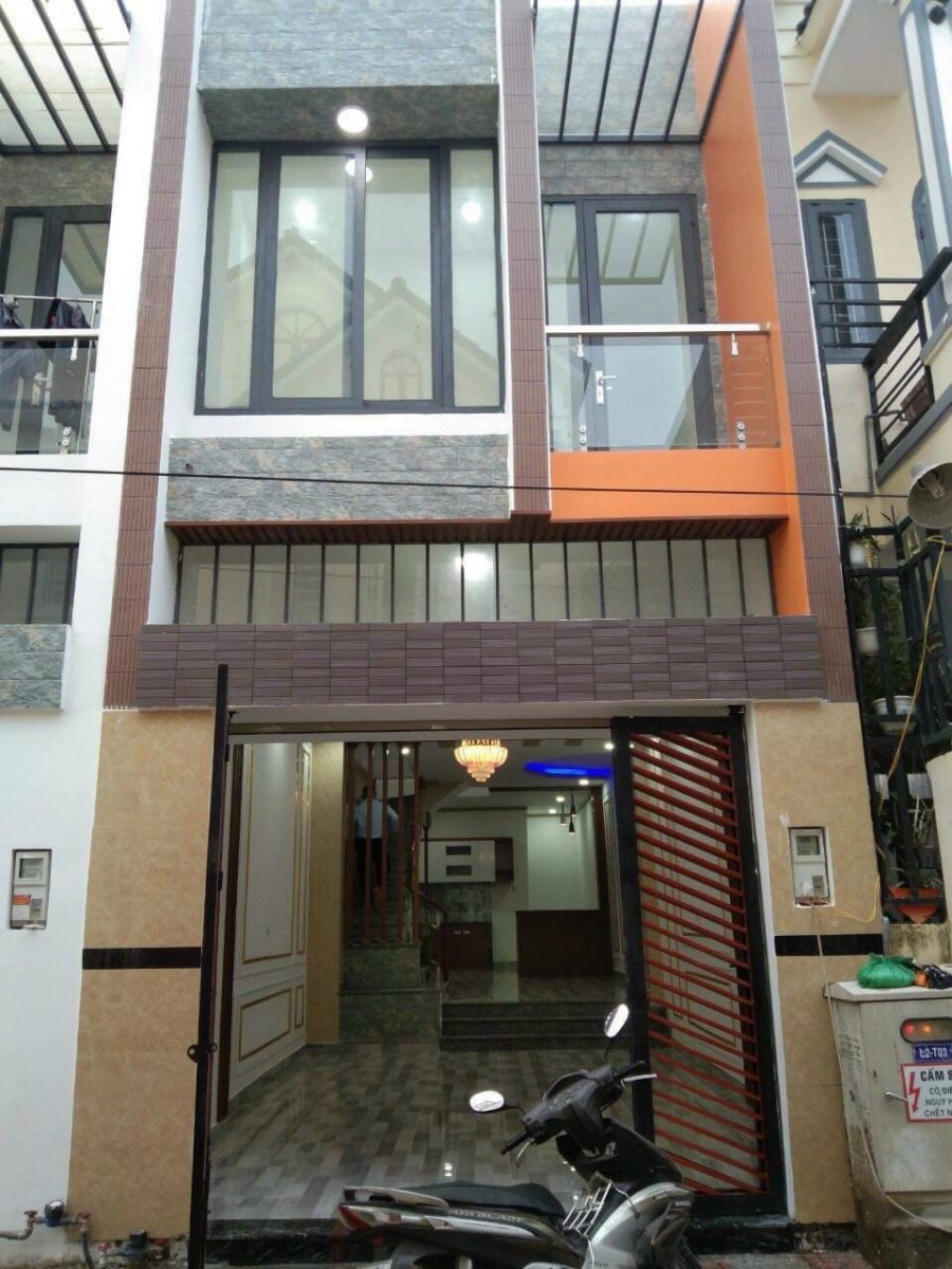 Nhà phường hoá an, kế công ty bon chen, chỉ 2 tỷ 7