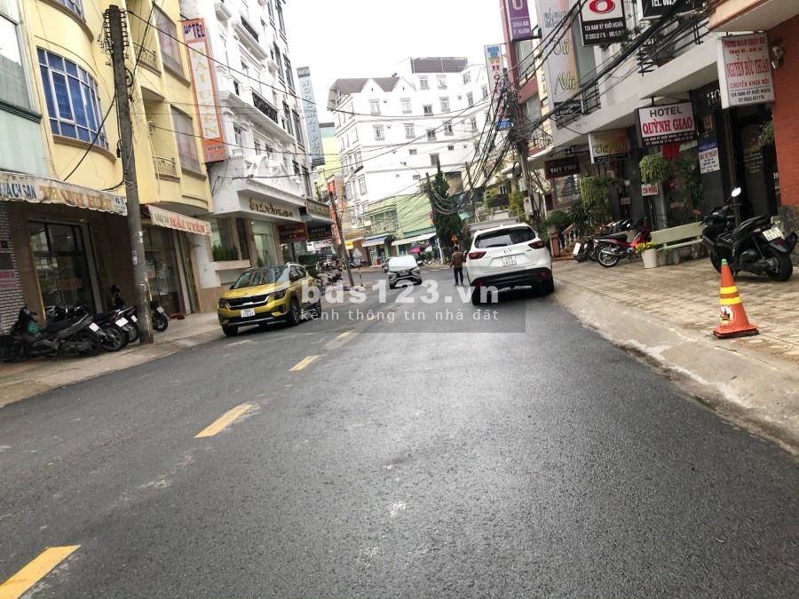 Bán lô đất mặt tiền đường Nam Kỳ Khởi Nghĩa phường 1 thành phố Đà Lạt - 205m2