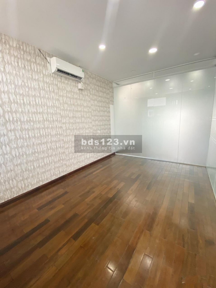 Cho thuê nguyên căn VP hầm trệt 2 lầu sàn trống suốt 420m2 An Phú Q2