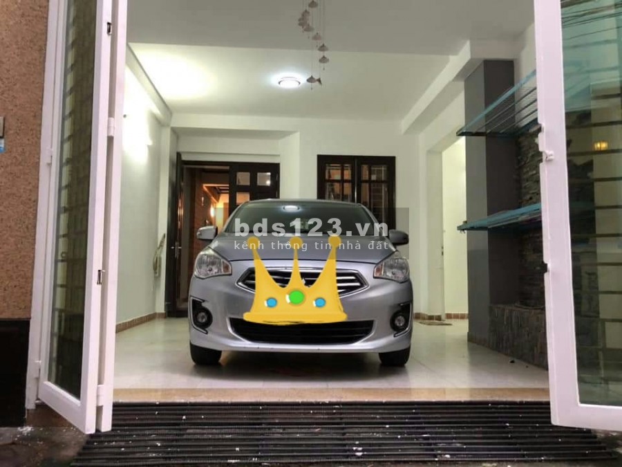 Bán Nhà Phố Đường Tăng Bạt Hổ Trung Tâm Quận Bình Thạnh. DT: 102m2. LH: 0932155399.