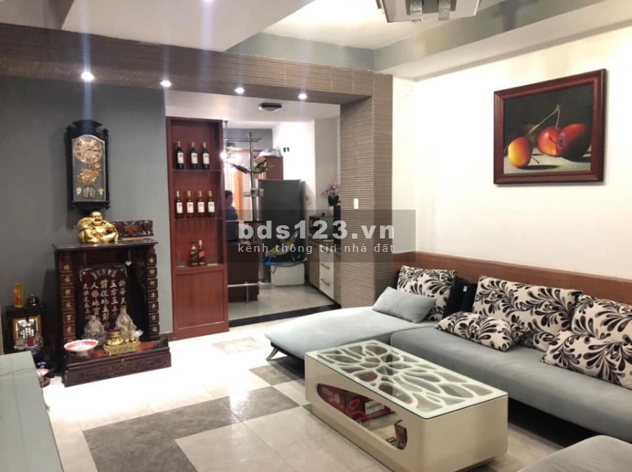 Bán Nhà Phố Đường Tăng Bạt Hổ Trung Tâm Quận Bình Thạnh. DT: 102m2. LH: 0932155399.