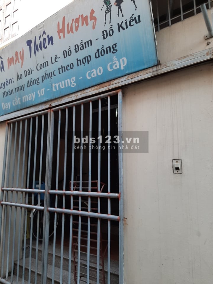 Cho thuê nhà 4 tầng Hà Nội giá 8 triệu Phố Phú Thượng, Tây Hồ, Hà Nội