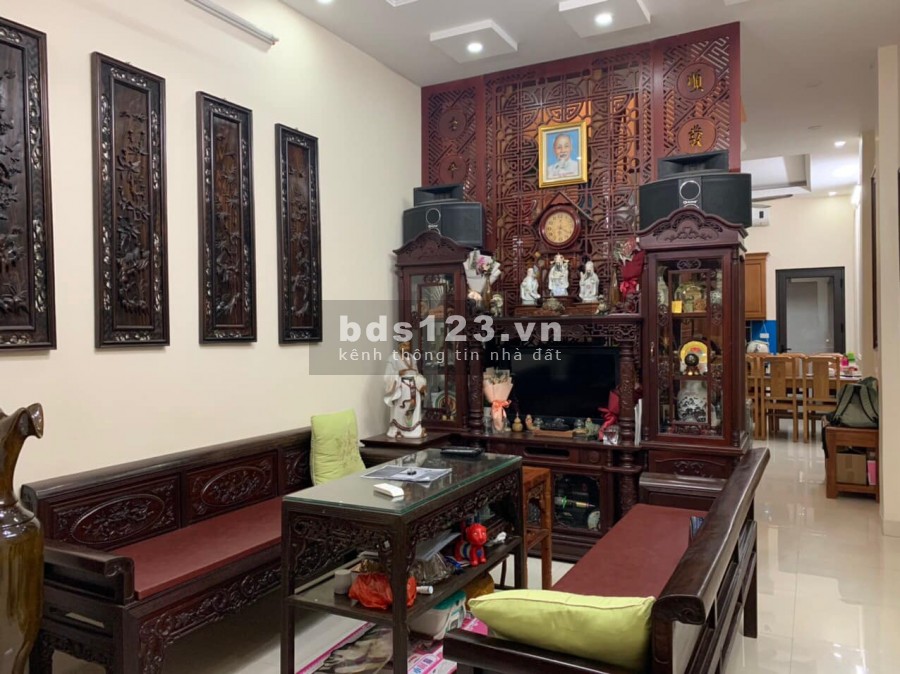 Siêu Hiếm Cầu Giấy 50m2 5 tầng,mặt tiền 3,5m mà giá chỉ 4.5 tỷ