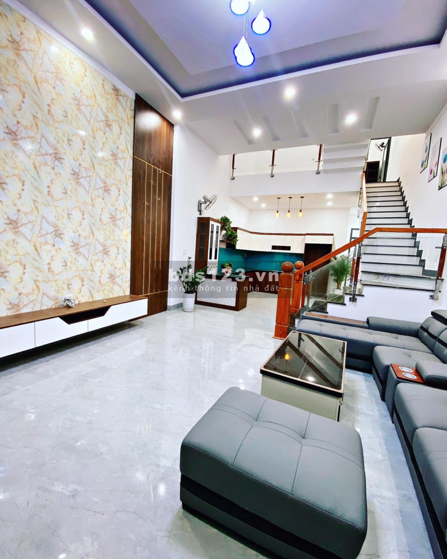 CẦN BÁN NHÀ MÊ MẶT TIỀN A2-A10 PHẠM NGŨ LÃO THÔN 1 CƯEBUR