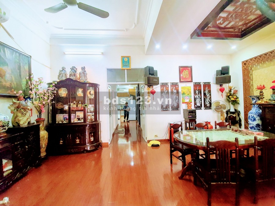 NHÀ PHỐ TƯƠNG MAI 4T*140M2, NỘI THẤT CỔ ĐIỂN, Ô TÔ TRÁNH, NGÕ THÔNG KD TỐT(10.2 TỶ)