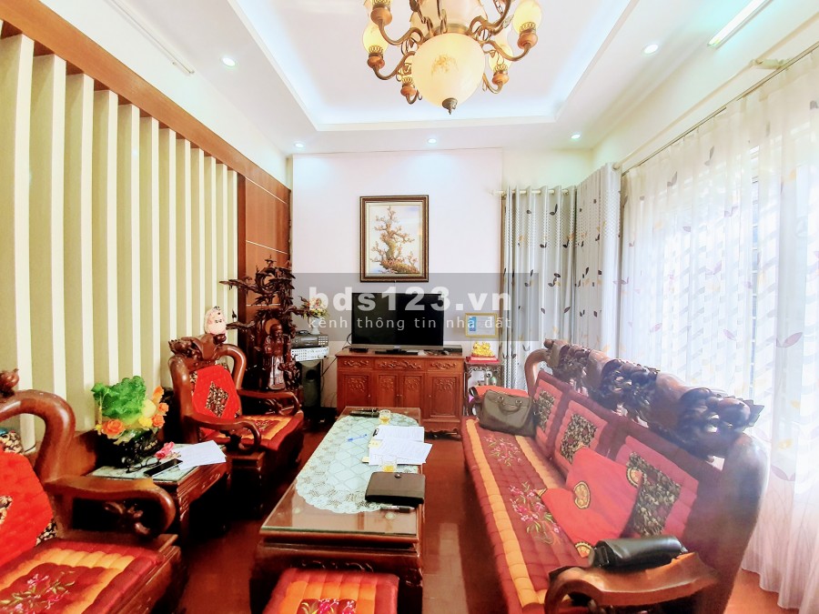NHÀ PHỐ TƯƠNG MAI 4T*140M2, NỘI THẤT CỔ ĐIỂN, Ô TÔ TRÁNH, NGÕ THÔNG KD TỐT(10.2 TỶ)