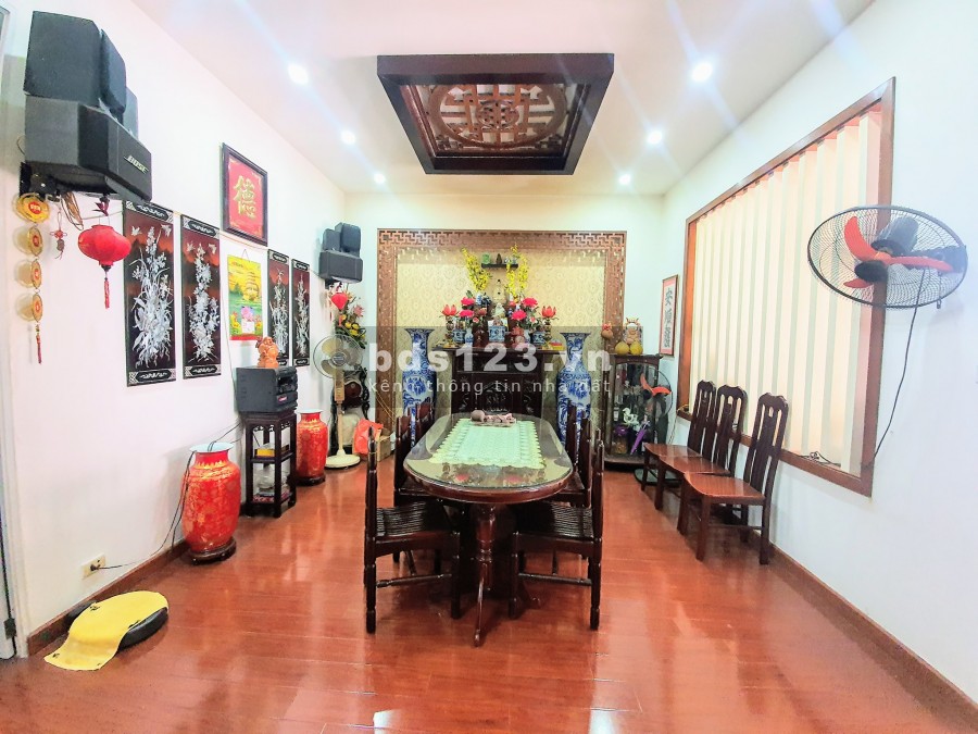 NHÀ PHỐ TƯƠNG MAI 4T*140M2, NỘI THẤT CỔ ĐIỂN, Ô TÔ TRÁNH, NGÕ THÔNG KD TỐT(10.2 TỶ)
