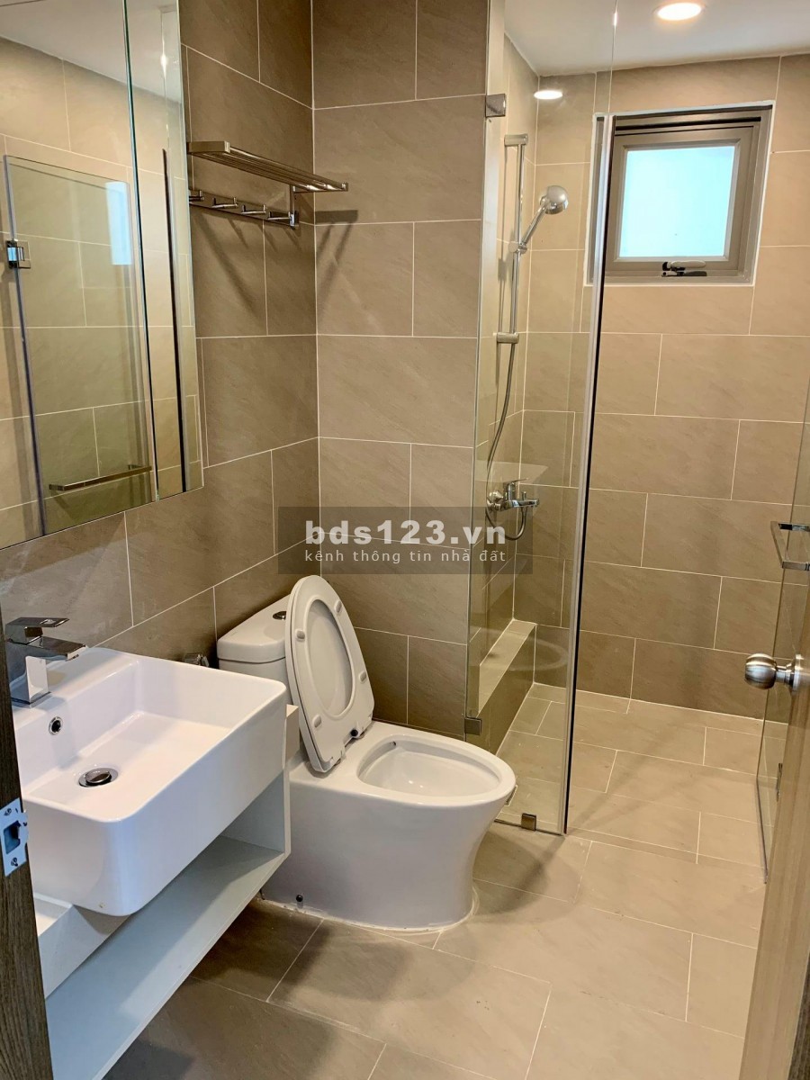 Chính chủ cần sang nhượng bằng vốn căn hộ diện tích 62m2, chung cư River Panorama lh 0374224430