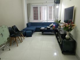 NHÀ ĐẸP Ô TÔ 7 CHỖ ĐỖ CỬA TẶNG TOÀN BỘ NỘI THẬT XỊN