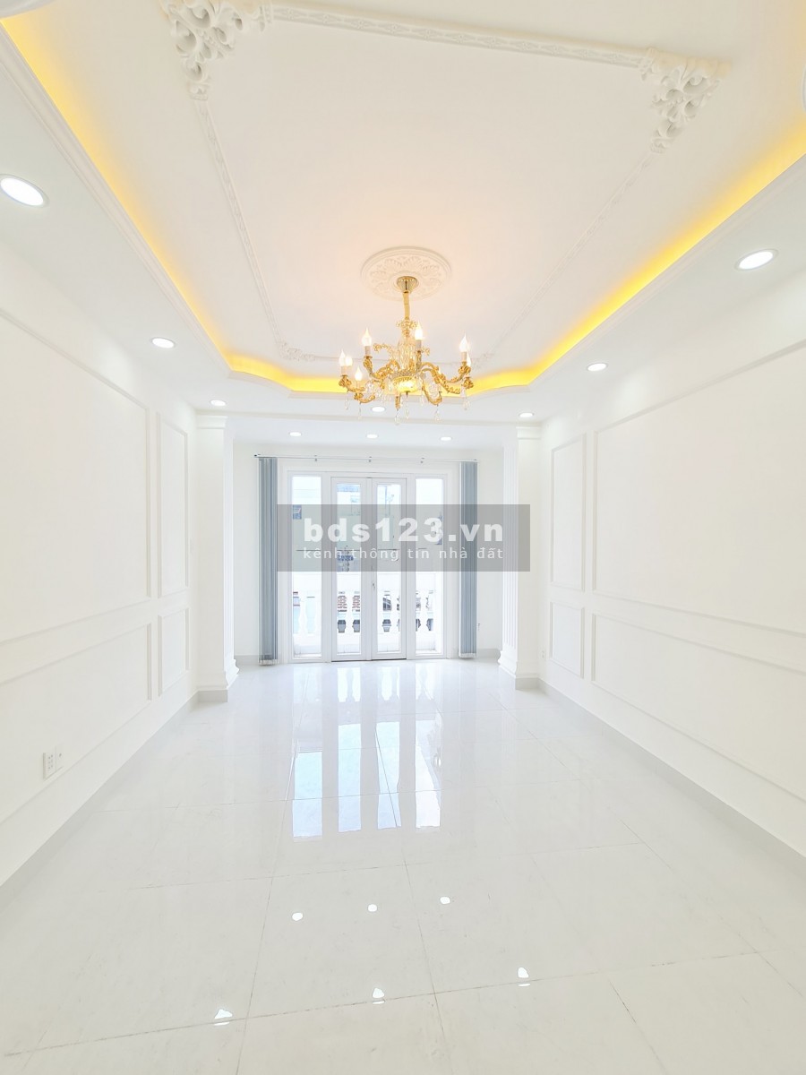 Nhà nở hâu, HXH, nội thất vip Lê Văn Thọ, P9, Gò Vấp