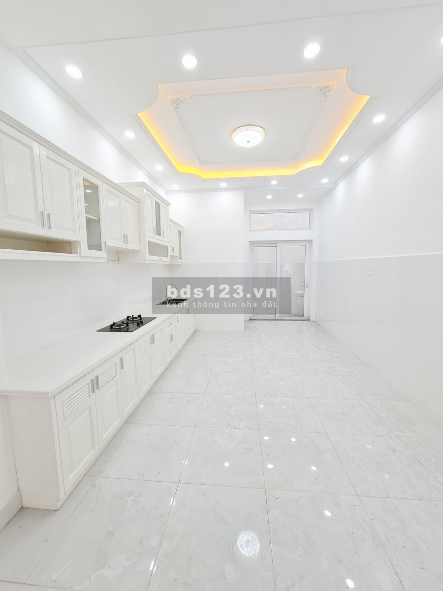 Nhà nở hâu, HXH, nội thất vip Lê Văn Thọ, P9, Gò Vấp