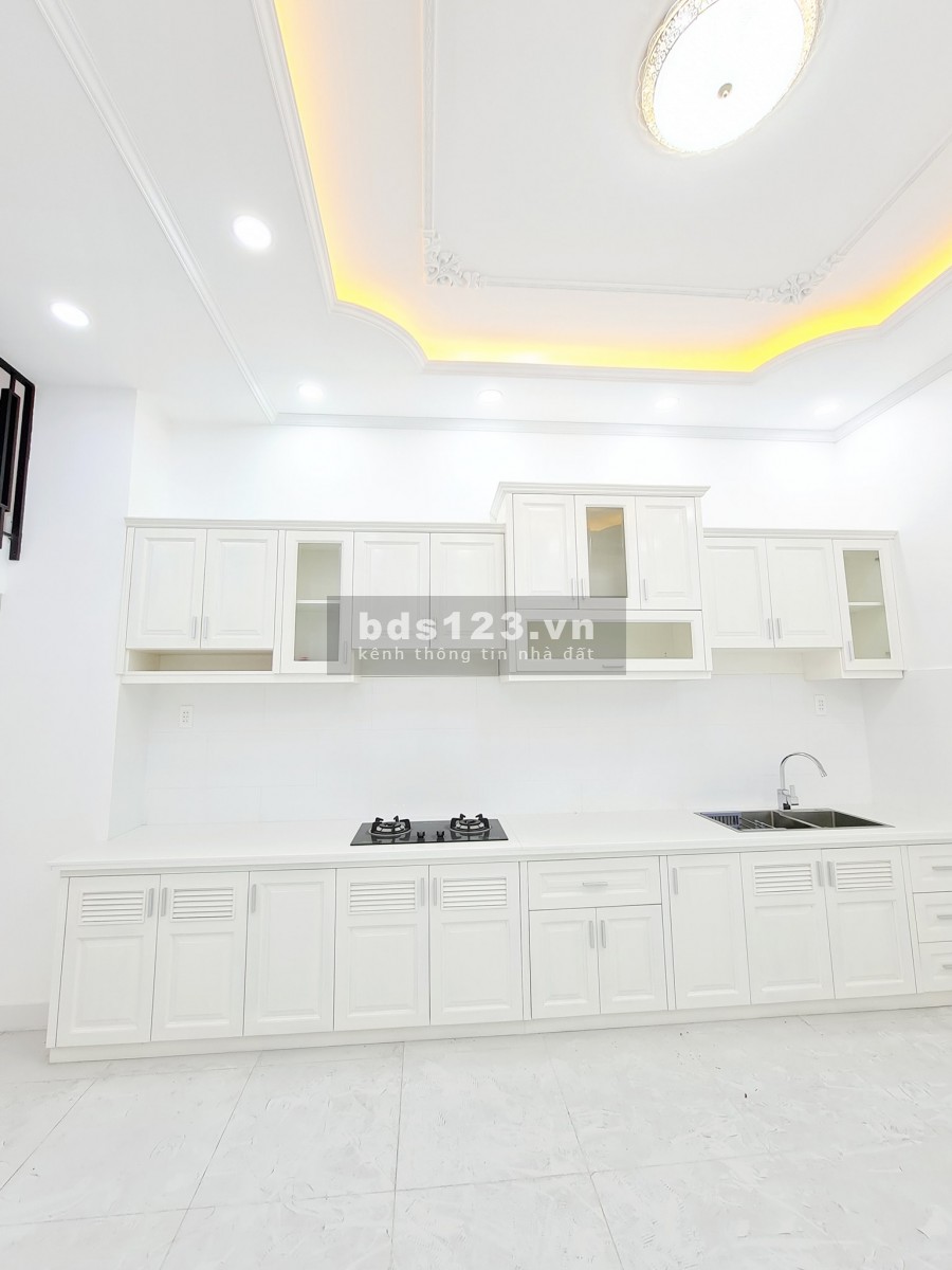 Nhà nở hâu, HXH, nội thất vip Lê Văn Thọ, P9, Gò Vấp