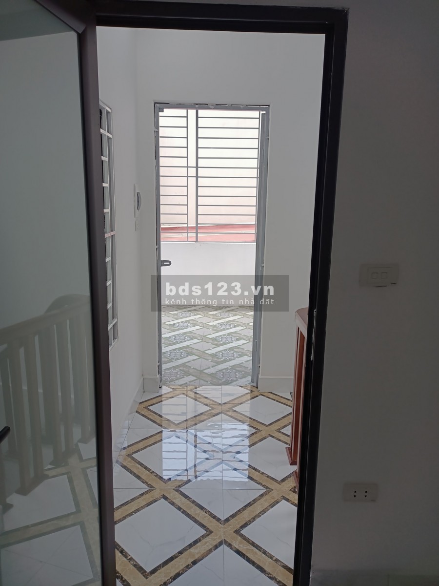 Bán nhà Ngõ Phố Nguyễn Lương Bằng, diện tích 25/35m2 – 4 tầng, giá 2,85tỷ.