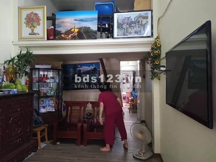 PHÂN LÔ 60 GIÂY XE MÁY RA HỒ ĐỀN LỪ3 THOÁNG