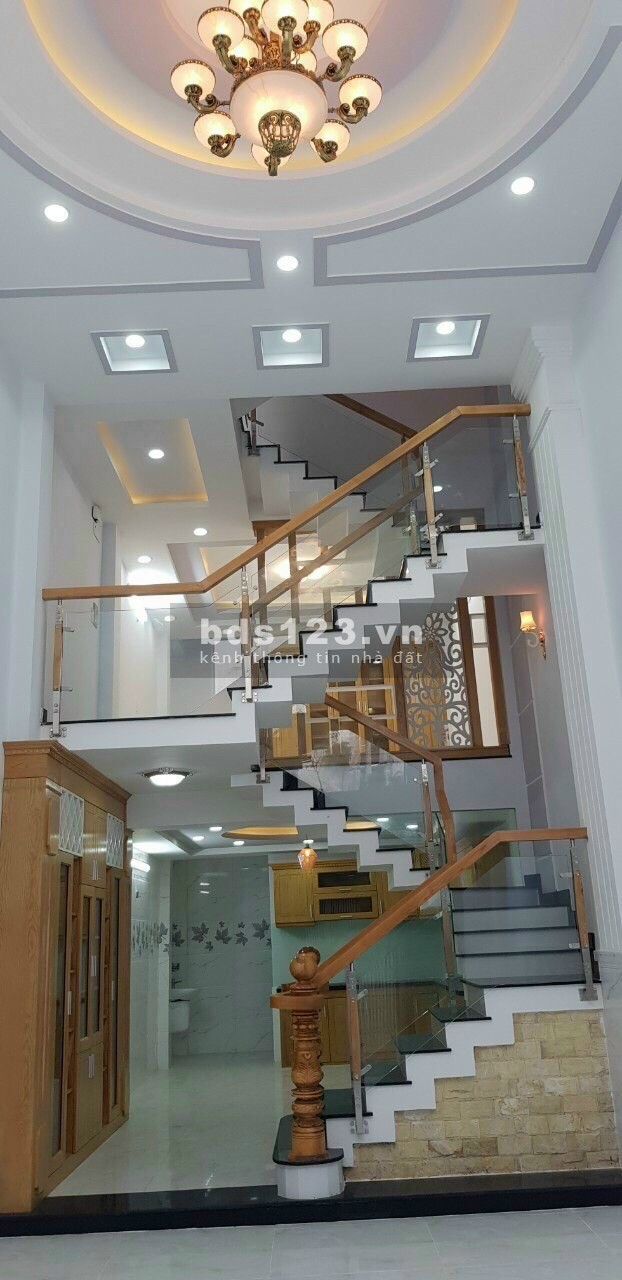 Bán nhà phố Đường Nguyễn Văn Khối, Phường 08, Quận Gò Vấp