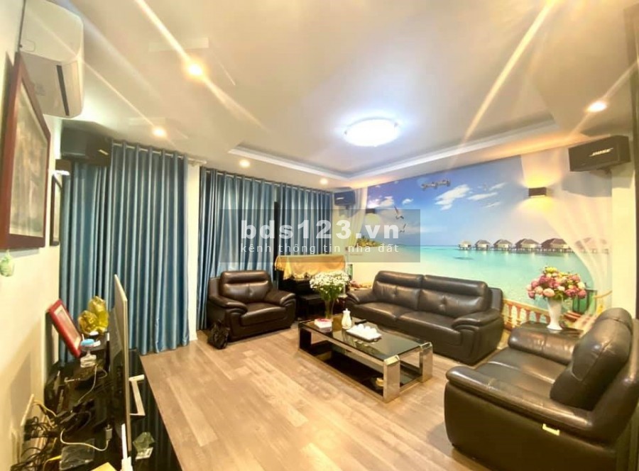 Bán nhà mới Nguyễn Văn Cừ Long Biên 50m2*4T MT 5m Ô tô qua cửa Kinh Doanh Ngõ thông