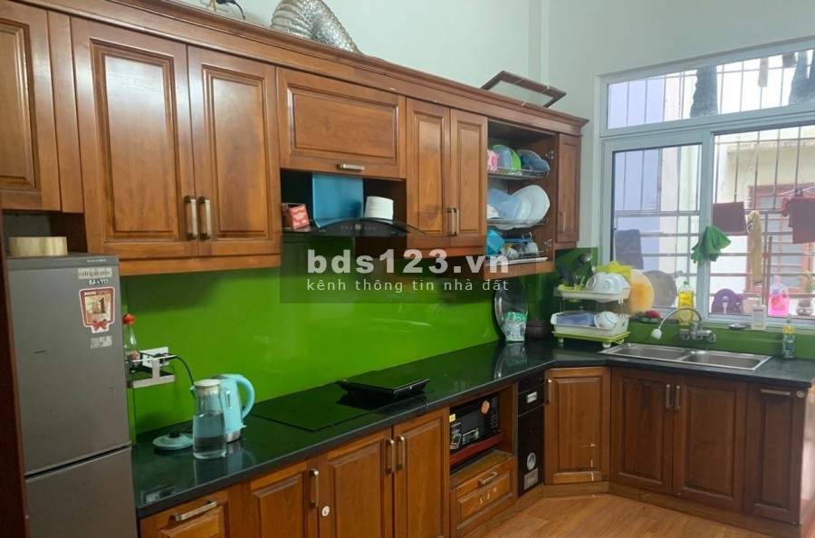 Nhà đẹp Kinh doanh, 60m2, oto gần nhà, giá chỉ nhỉnh 4 tỷ