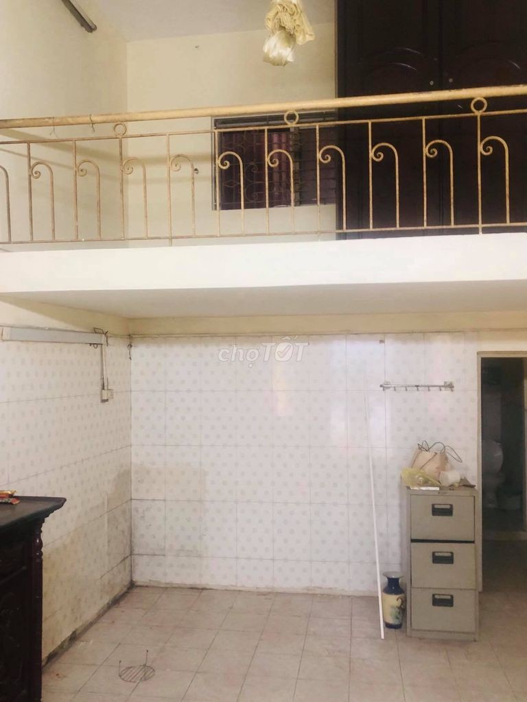Cần cho thuê nhà 2 tầng mặt phố Minh Khai, Phường Minh Khai, Quận Hai Bà Trưng, Hà Nội