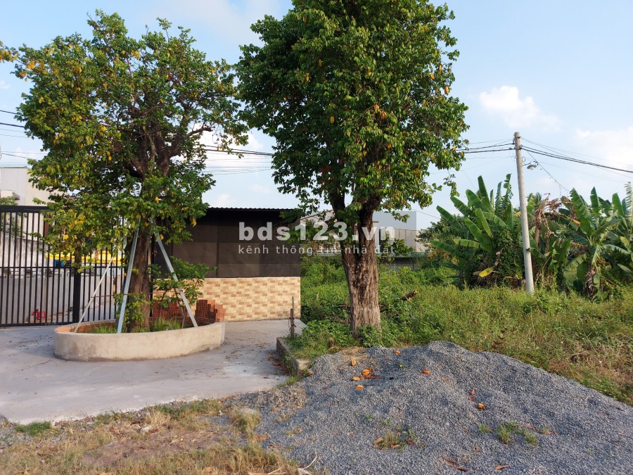 Bán 250,9 m2 đất mặt tiền đường Vườn Lài, phường An Phú…