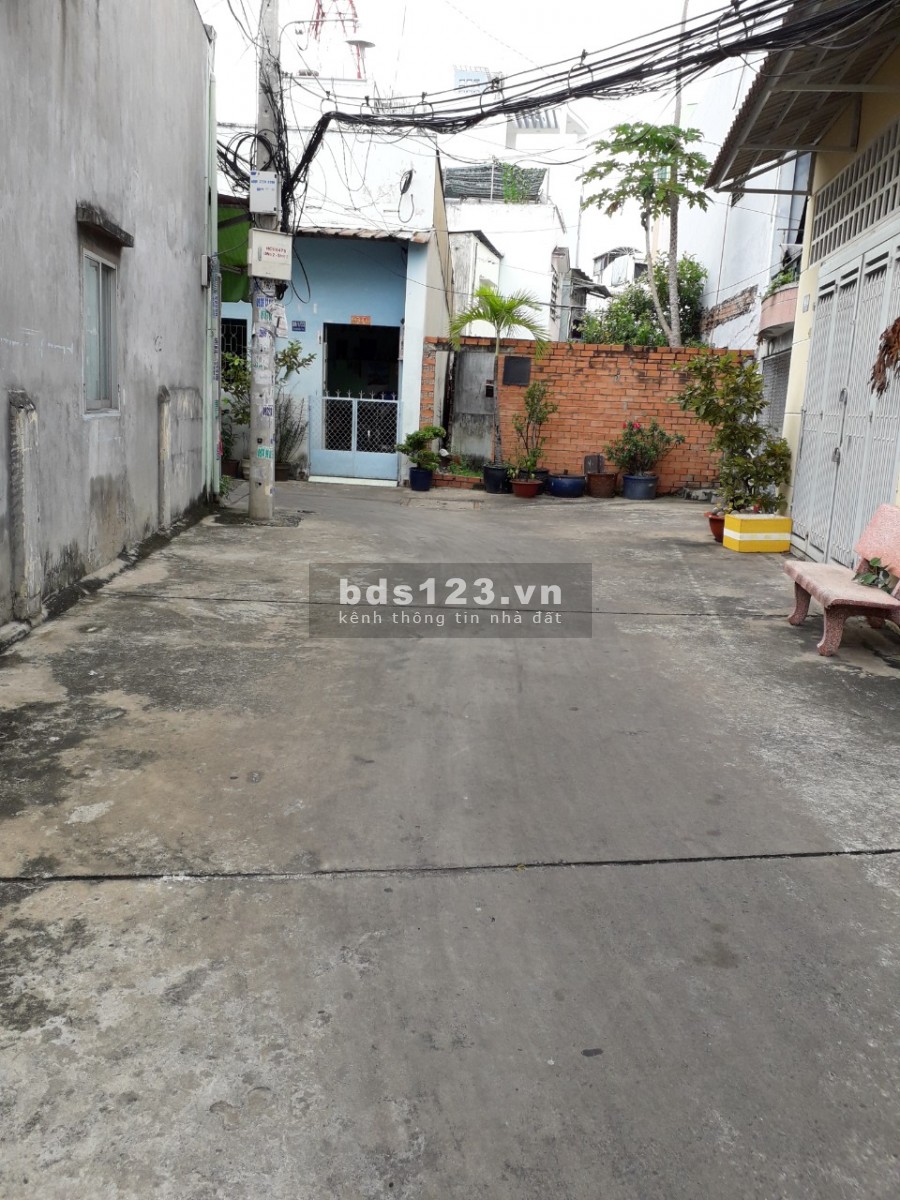 Cần tiền bán gấp nhà ngay góc 2 mặt hẻm đường Tân Hòa Đông, F.14, Quận 6