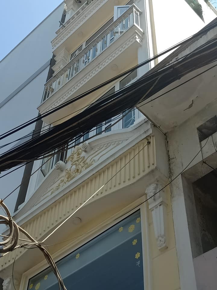 Bán nhà Hẻm xe hơi đường Thành Thái Quận 10 48m2 3 lầu 6 phòng 7.7 tỷ
