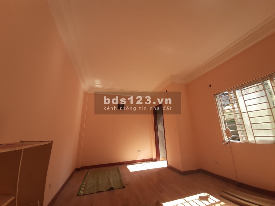 Cho thuê nhà 5 tầng x 35 m2 ngõ 172 Đại Từ, Hoàng Mai