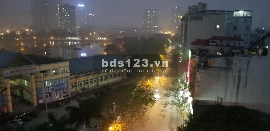 Mặt Phố Kinh Doanh N.V.Cừ, 79m2 MTx5.1m 4T Long Biên