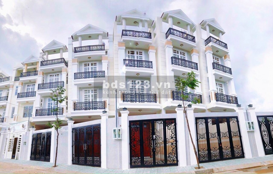 Nhà phố liền kề - Khu compound đồng bộ đẹp - Ngay quốc lộ 13 p, Hiệp Bình Phước TP Thủ Đức