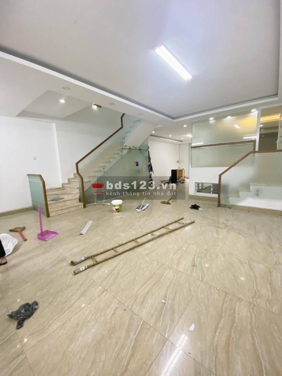 Cho thuê nguyên căn VP hầm trệt 2 lầu sàn trống suốt 420m2 An Phú Q2