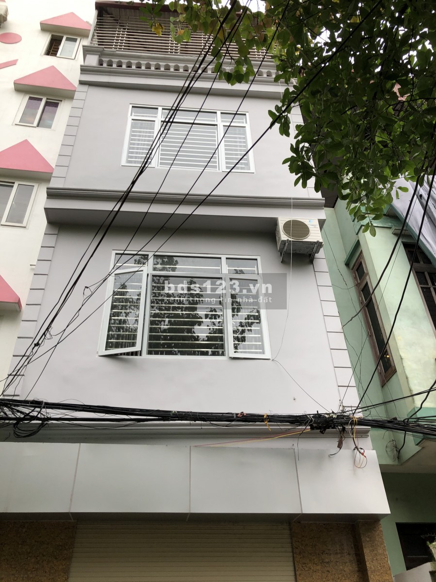 Bán nhà phố Chiến Thắng La Khê Hà Đông, Ô tô đỗ cửa view thoáng, 41m2, 4.7 tỷ.
