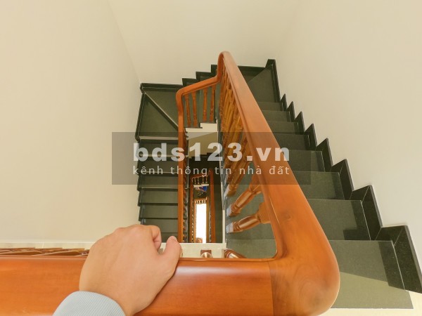 Nhà phố liền kề - Khu compound đồng bộ đẹp - Ngay quốc lộ 13 p, Hiệp Bình Phước TP Thủ Đức