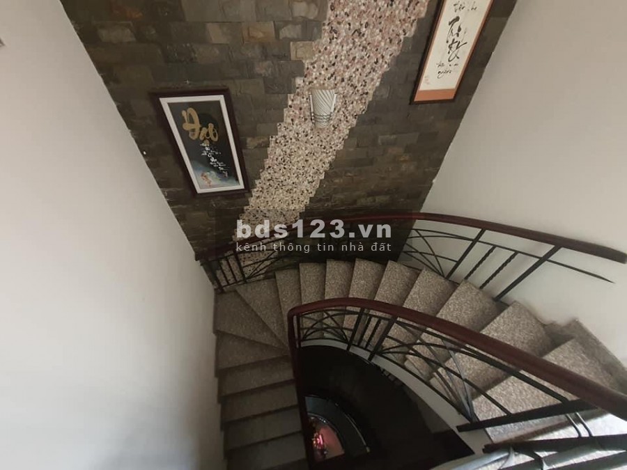 Bán Nhà đường Đinh Công Tráng 60m2 XH Đỗ Cửa Giá Quá Rẻ