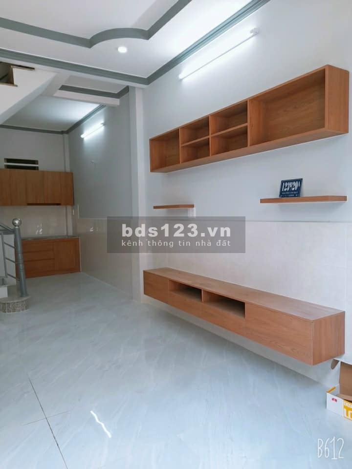 Bán nhà quận 10 đường 3 tháng 2 35m2 3 tầng 4.1 tỷ - 0798919986