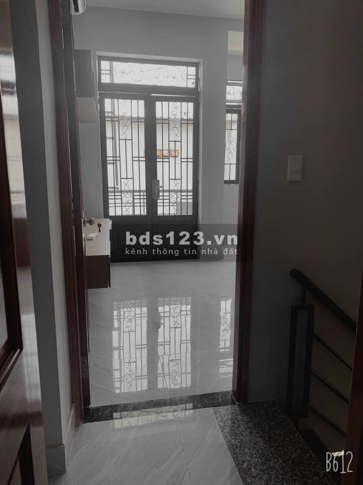 Bán nhà quận 10 đường 3 tháng 2 35m2 3 tầng 4.1 tỷ - 0798919986