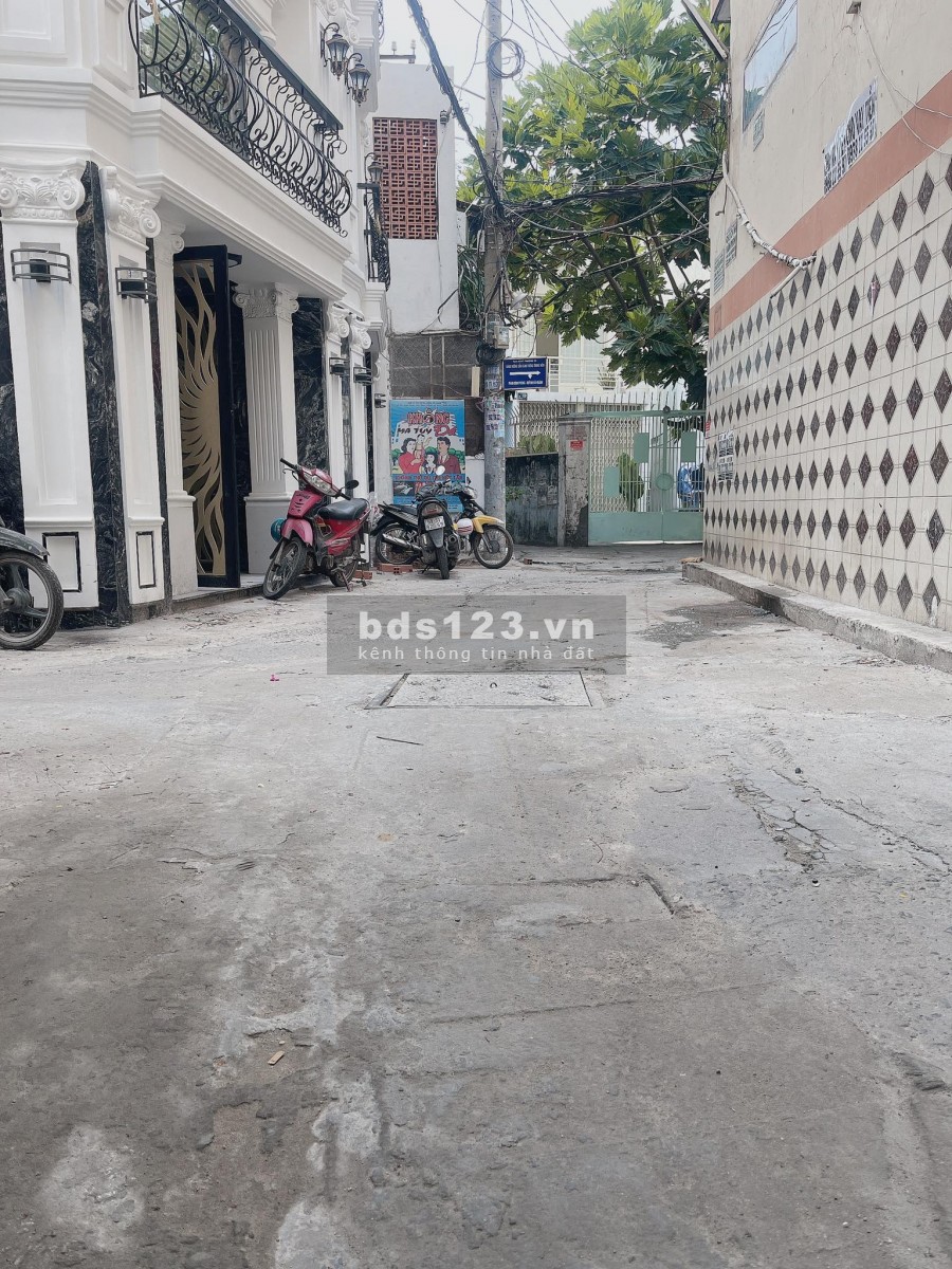 CẦN BÁN NHÀ HUỲNH VĂN BÁNH PHÚ NHUẬN NHỈNH 8 TỶ KÈO THƠM CHO ĐẦU TƯ