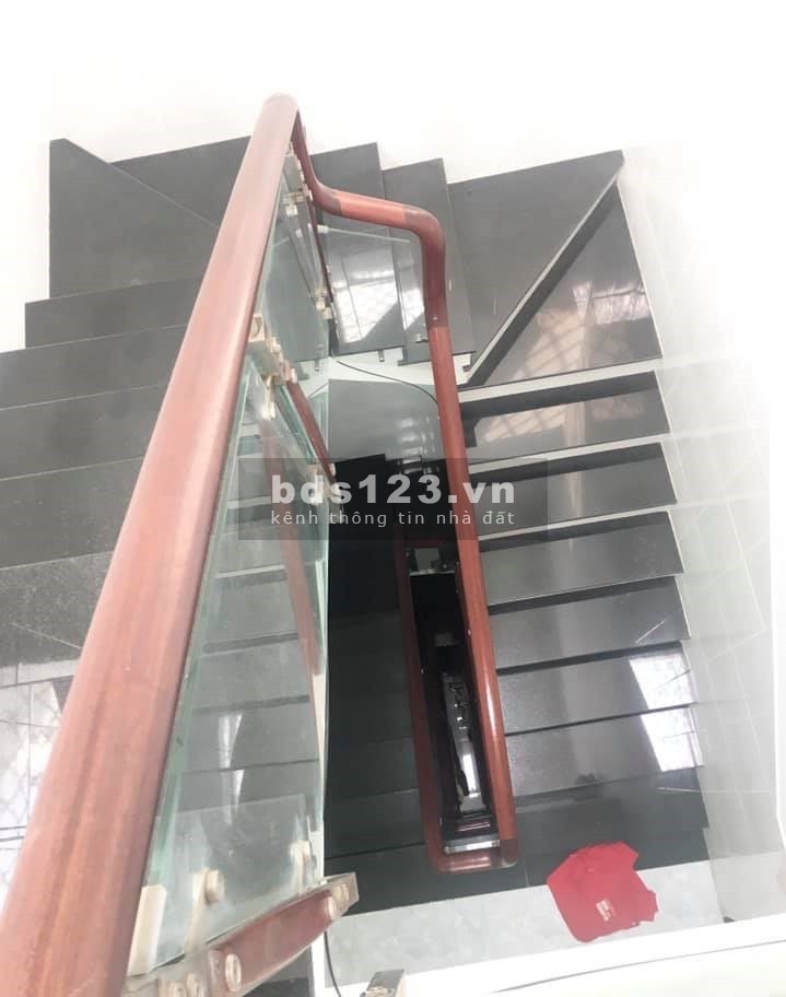 Bán 2 căn nhà liền kề tt Huỳnh Văn Bánh, 80m2, q phú nhuận, chỉ 7 tỷ 8