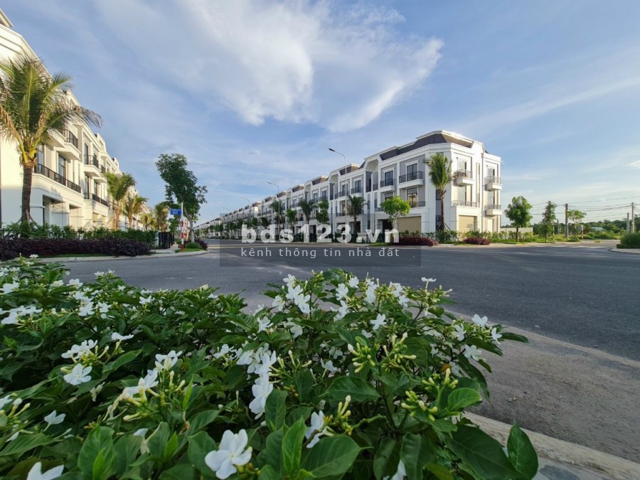 Nhà Phố+ ShopHouse giá CĐT, Sổ hồng, thanh toán theo tiến độ 2 năm