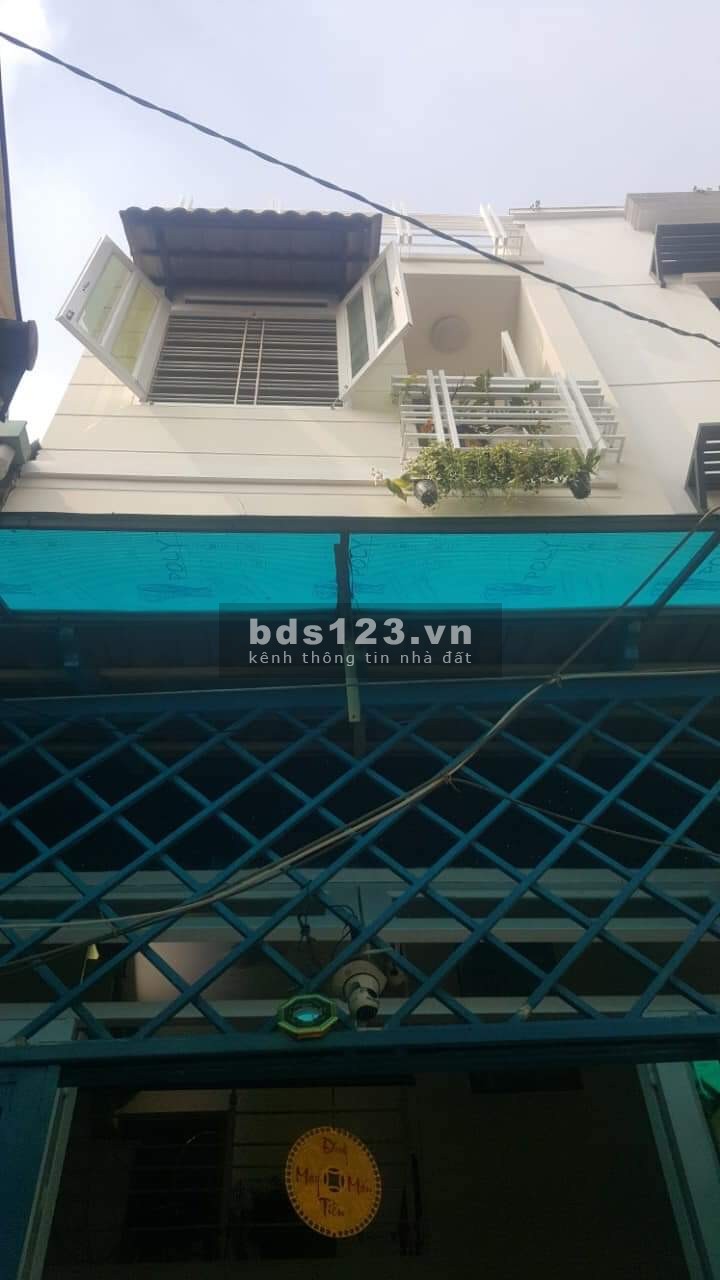 Nhà 1 trệt 2 lầu sân thượng 140m2 Lý Thường Kiệt Q. Tân Bình giá 4.8 tỷ