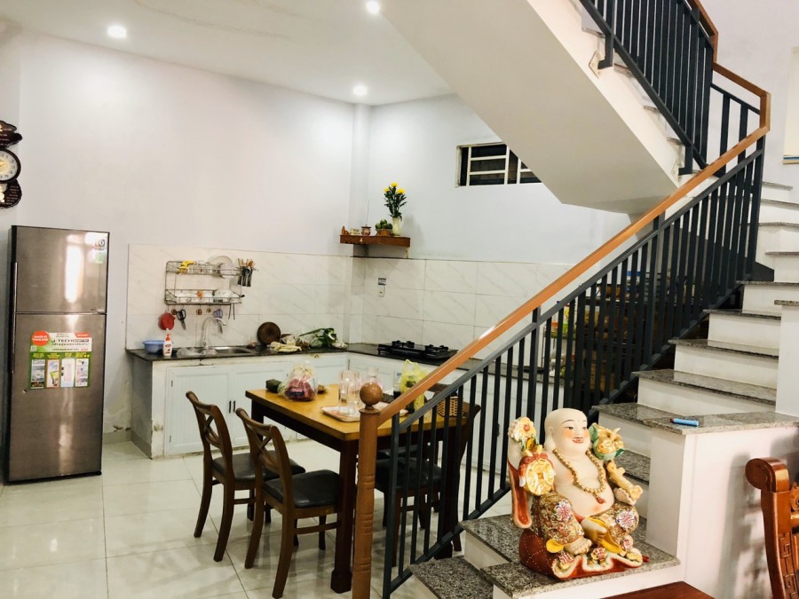 Bán nhà 2 tầng mới xây kiệt ô tô trung tâm Đà Nẵng gần Cầu Rồng