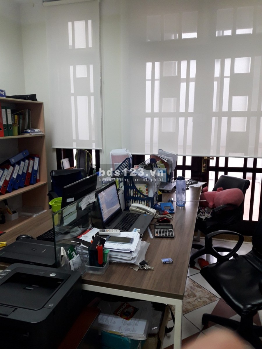 Biệt thự cho thuê nguyên căn MT đường Trần Khánh Dư Quận 1 - Có 8 phòng diện tích 8.5x20m giá 58tr/tháng bao thuế (nhà như hình)