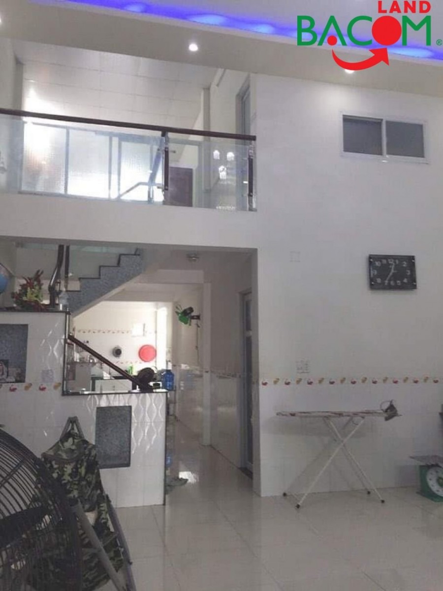 Nhà Tam Hòa 168m2 ngang 7m, gần giáo xứ Bùi Thượng, cách Xa lộ Hà Nội chỉ 200m