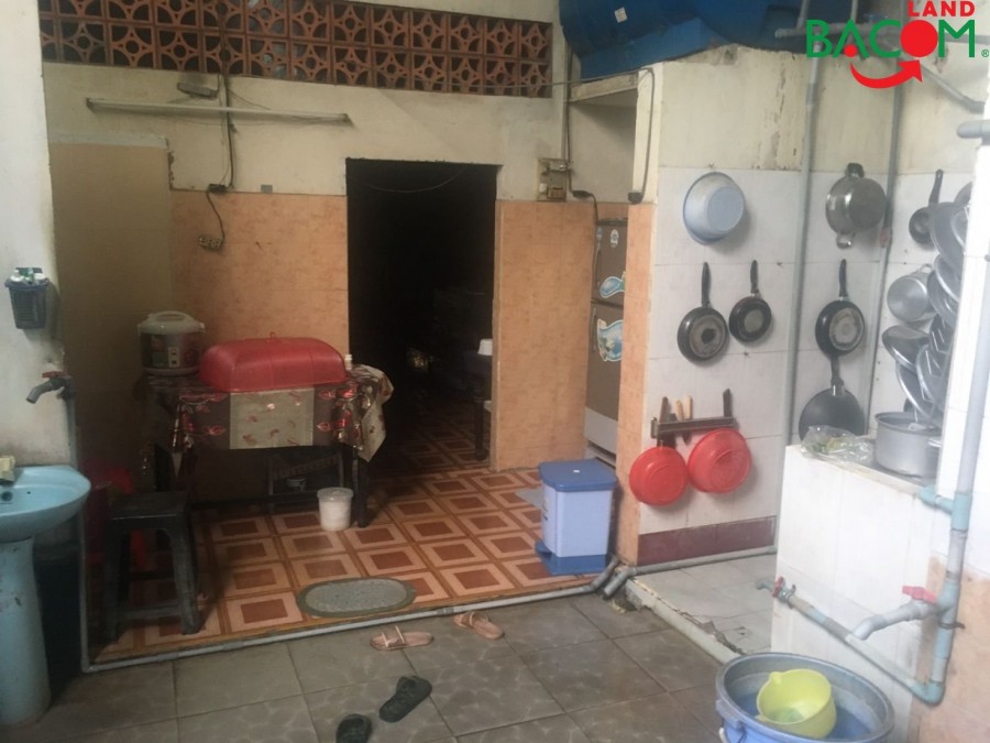 Nhà Tam Hòa 154m2 sổ riêng thổ cư, đường 2 xe hơi tránh nhau, gần giáo xứ Trinh Vương